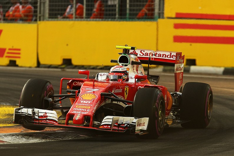 Hamilton admits Singapore not shaping up well for him
