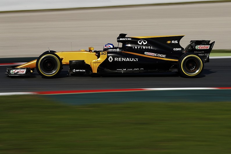 Renault does not feel 'safe' ahead of Honda in F1 engine battle