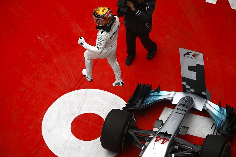 Lewis Hamilton di GP China