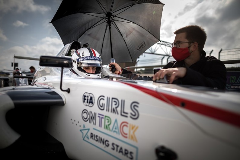 Ferrari appoints first female racer to Driver Academy