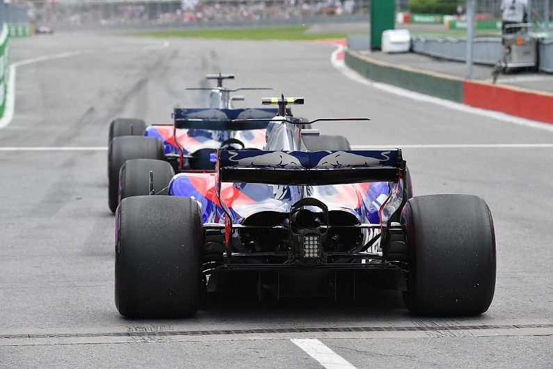 Kvyat could stop collaboration with Toro Rosso F1 team-mate Sainz