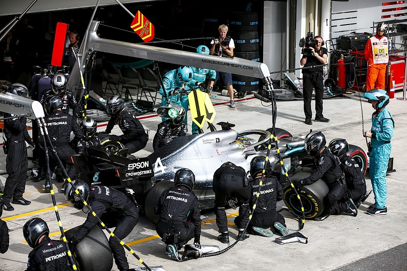 Mercedes F1 team admits Hamilton's extra pitstop was a "dumb" offer