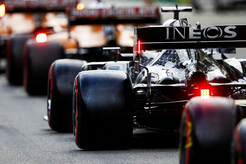q2 f1