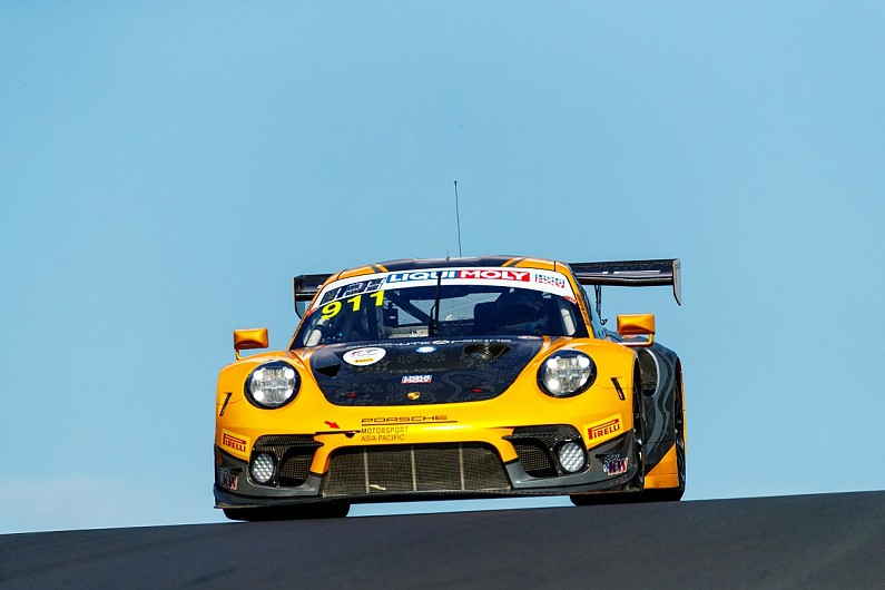 
                  Campbell takes Bathurst 12 Hour pole in crash-strewn qualifying