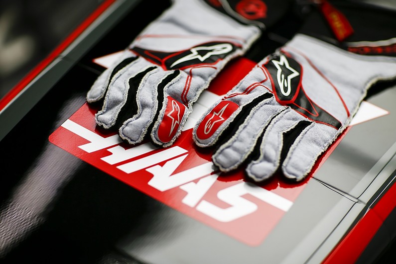 formula 1 racing gloves