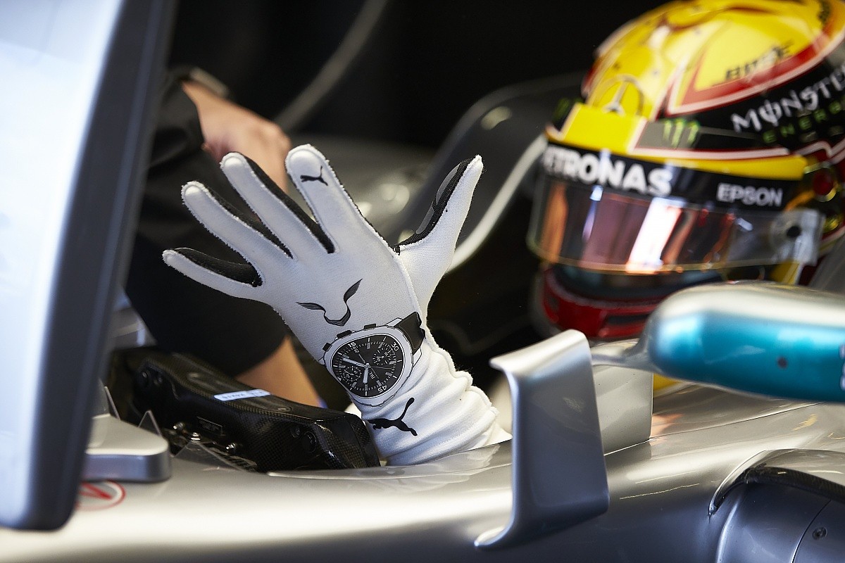 lewis hamilton gloves watch