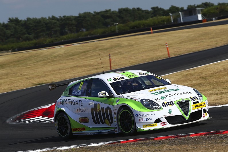 BTCC boss Alan Gow drives HMS Racing Alfa after Rob Austin offer - BTCC - Autosport