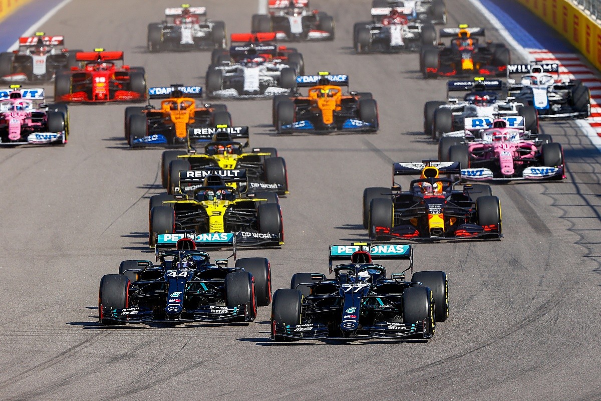 Formel 9 Ticket Vrs / Flughafen Tempelhof: Wieder packendes Formel E ...