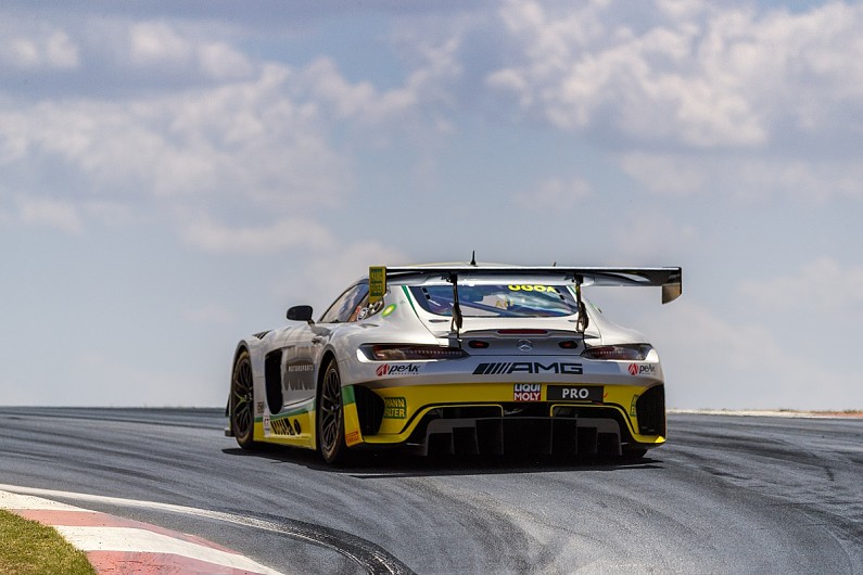 
                  Watch the Bathurst 12 Hour IGTC opener live on Autosport