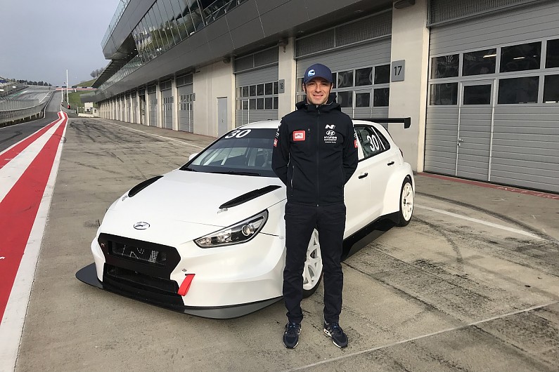 Ex-IndyCar Luca Filippi switches to TCR Europe after Formula E exit - Other - Autosport