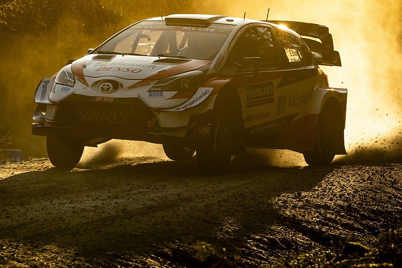 
                  Sweden WRC: Evans closing on victory as first Sunday stage cancelled