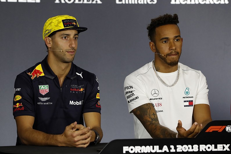 lewis hamilton daniel ricciardo