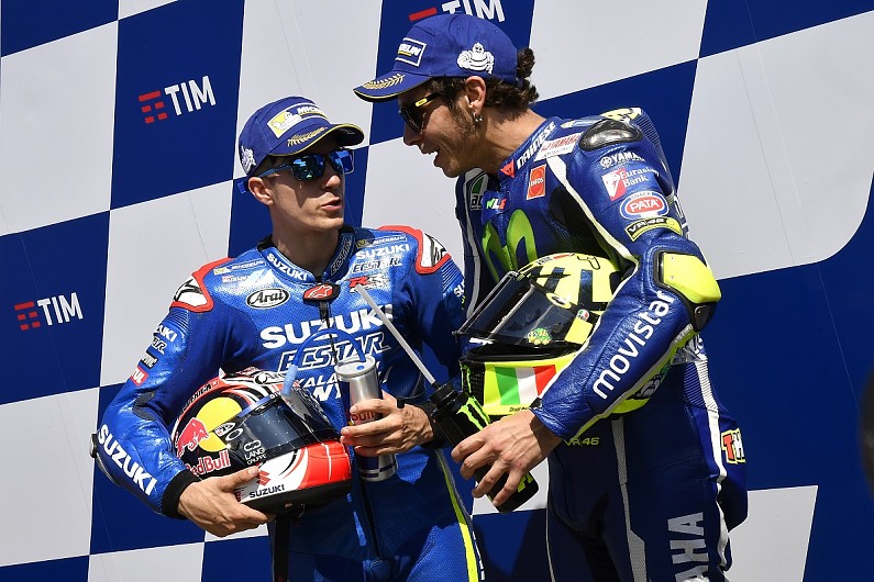 Lorenzo 2017 Motogp Team Mates Rossi And Vinales Are Collaborating