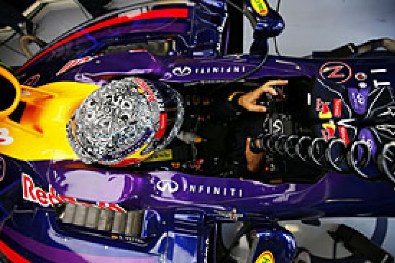 Red Bull promises stronger 2015 F1 livery after test ...